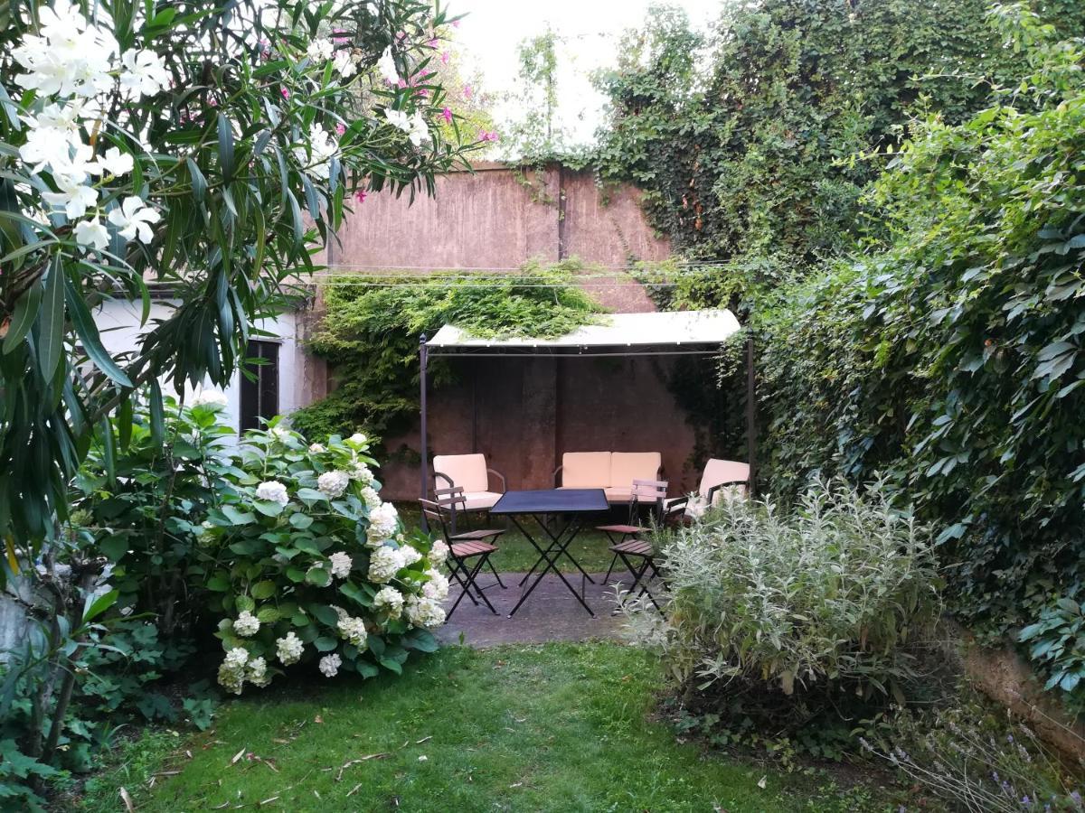 Accogliente A Dorsoduro Con Giardino! * Venice