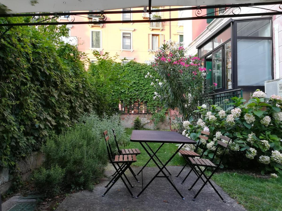 Accogliente A Dorsoduro Con Giardino! Apartment Venice