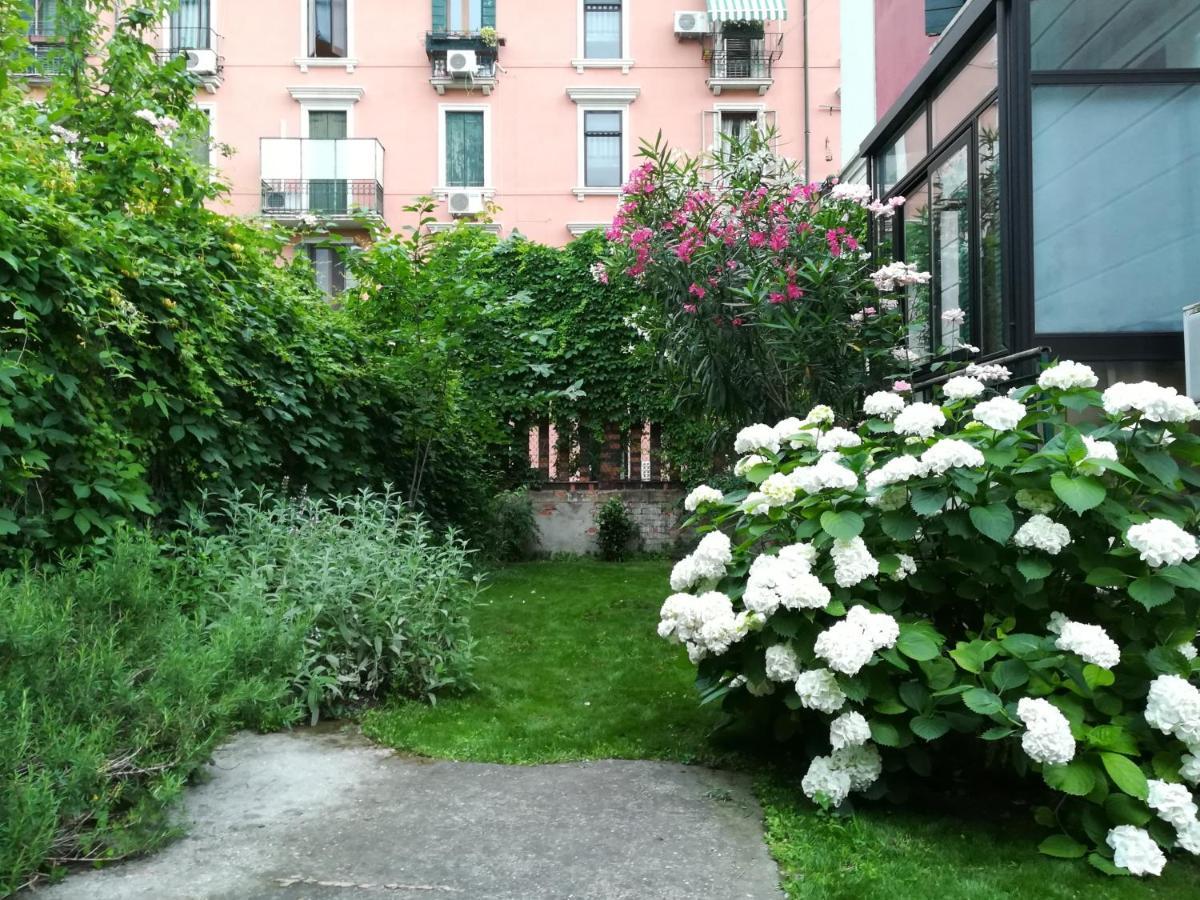 Accogliente A Dorsoduro Con Giardino! Venice